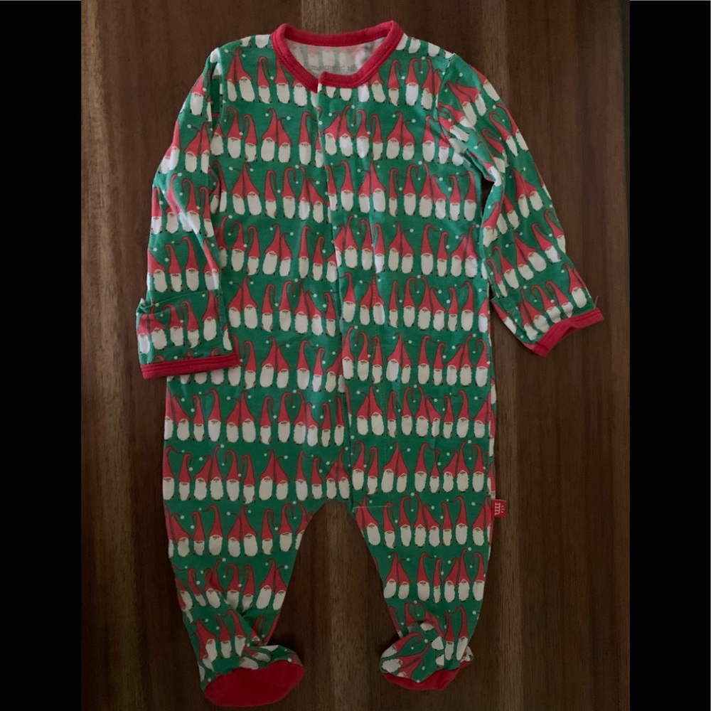Magnetic closure holiday themed footie, 0-3 mos